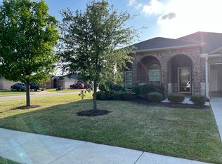 3003 Lake Side Dr, Sanger, TX 76266