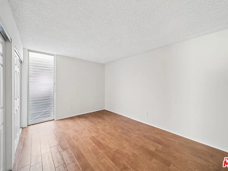 7545 Hampton Ave #108 — Photo 10