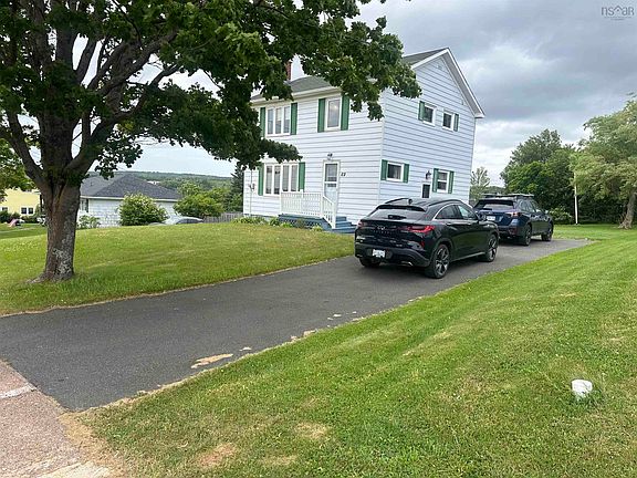 4th image of 14 Maclaughlin Dr