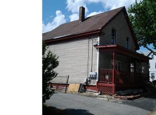 22 Cottage St, Lewiston, ME 04240