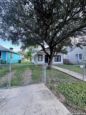 830 Texas Ave Photo 1