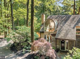 5188 Mountain Top Rd E, New Hope, PA 18938