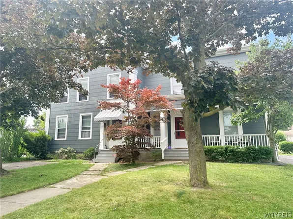 306 Main St, Medina, NY 14103