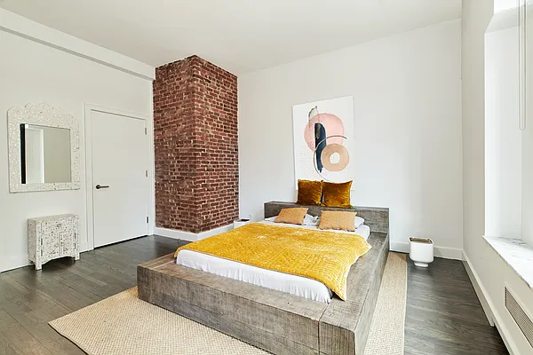 Sold by Douglas Elliman | media 7