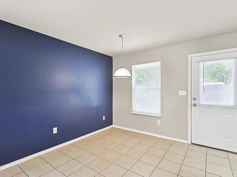 819 Parkplace Rdg — Photo 6