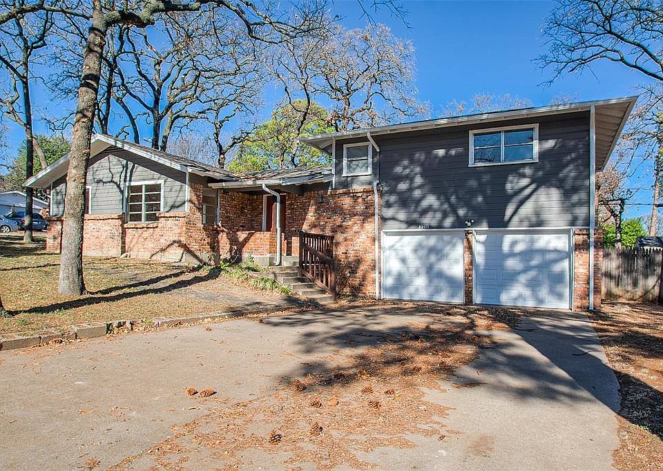 1st image of 1048 Barbara Ann Dr