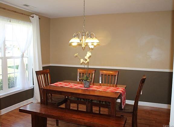 2nd image of 9040 Pembroke Ct