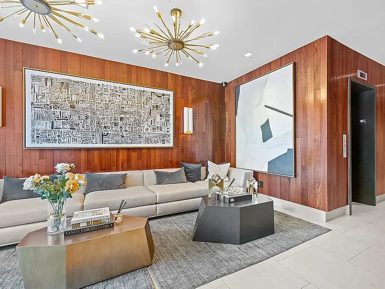 423 West St #1B — Photo 9
