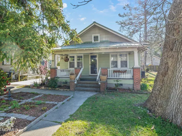 802 Raleigh Street, Elizabeth City, NC 27909
