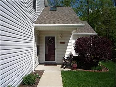 1st image of 297 Westberry Cir