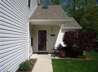 297 Westberry Cir, Tallmadge, OH 44278