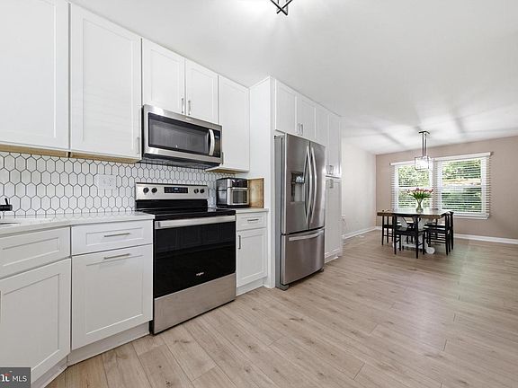 3rd image of 3509 Upper Mill Ct