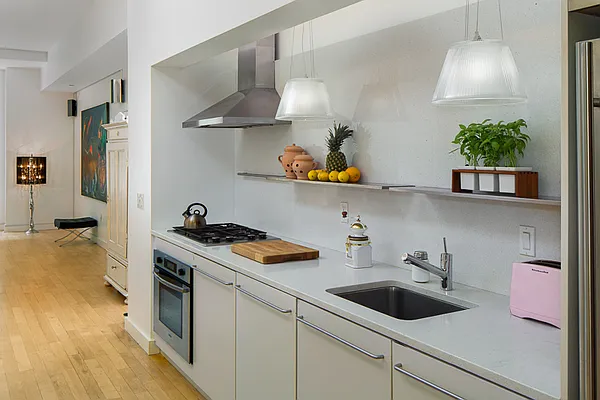 Sold by City Connections Realty | media 3