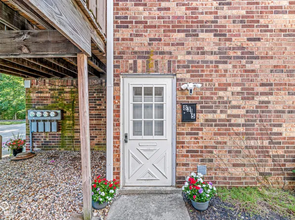 8315 Hewlet Dr, Indianapolis, IN 46268