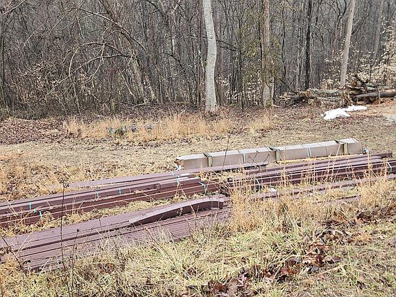 3rd image of 294 Landmark Rd