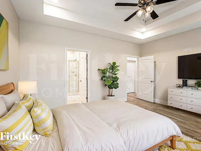 1025 Shirley Dr — Photo 12