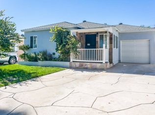 1129 N Beachwood Dr, Burbank, CA 91506