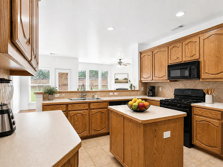 4841 Jodi Dr — Photo 7