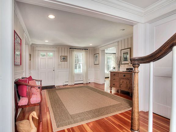 1006 Silvermine Road