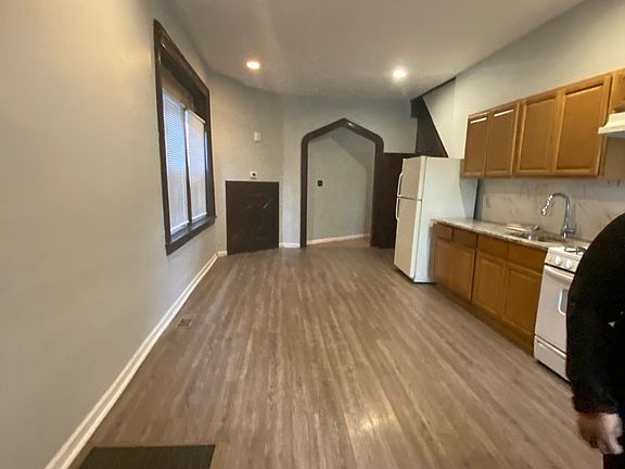 2nd image of 5104 Wayne Ave #1A