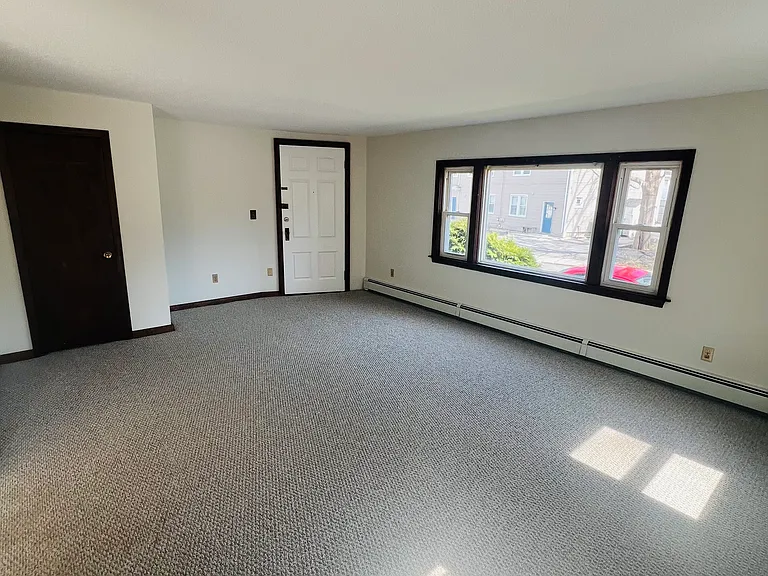 3 Stafford St #3 — Photo 17