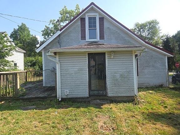 3rd image of 1124 W Monroe St