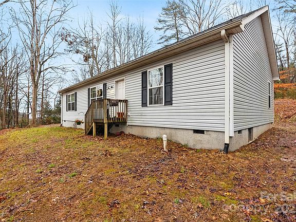 2nd image of 50 Cearley Ln