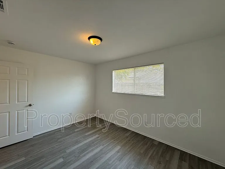 1944 Hickock Ct — Photo 27