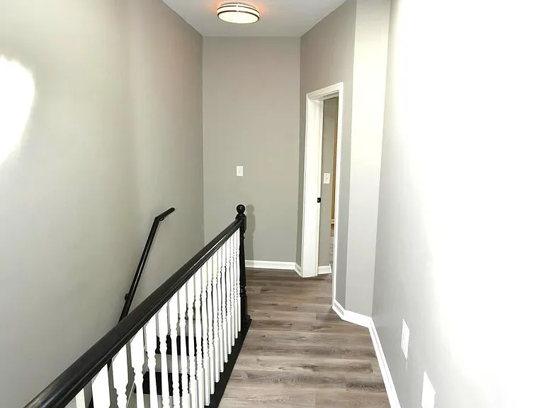 2225 W Baltimore St — Photo 36