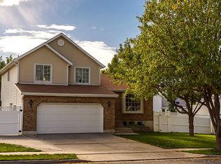 2807 W Lindi Way, Layton, UT 84041