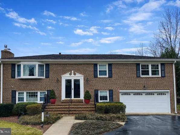 12466 Henderson Rd, Clifton, VA 20124