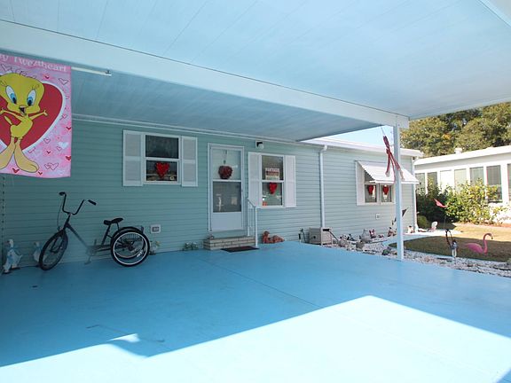 3rd image of 124 Silver Crest Dr