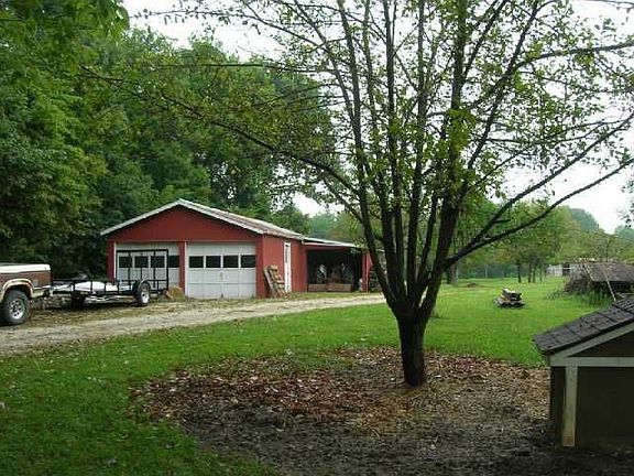 2nd image of 2805 S Conservation Club Rd