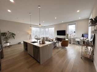 3757 N Sheffield Ave #41, Chicago, IL 60613