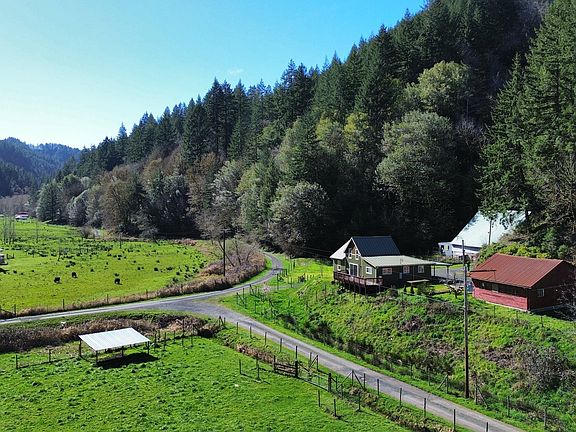 4th image of 769 Deans Creek Rd