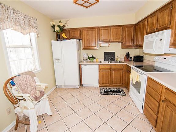 4th image of 1287 Beauregard Ct