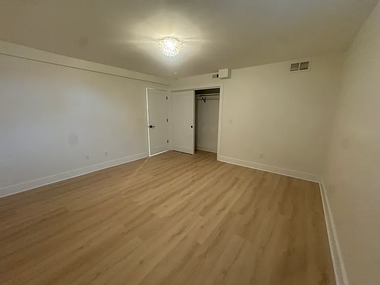 3849 S Packard Ave #C3 — Photo 9