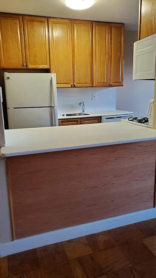 Studio, 680 sqft, $2,000 — Photo 1