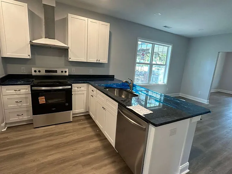6001 Park Ave — Photo 7