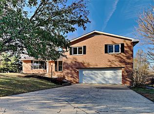 6 Glen Echo Dr, Edwardsville, IL