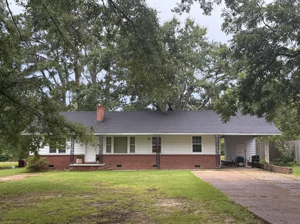 105 Miller Cir, Booneville, MS 38829