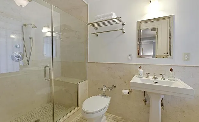 Sold by Compass | media 6
