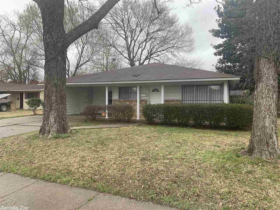1st image of 1405 Brentwood Dr