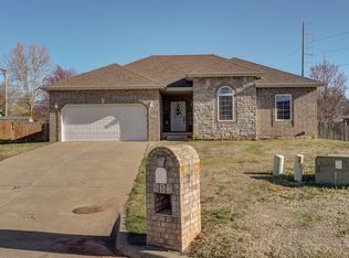 612 S Monterrey Ave, Springfield, MO 65802