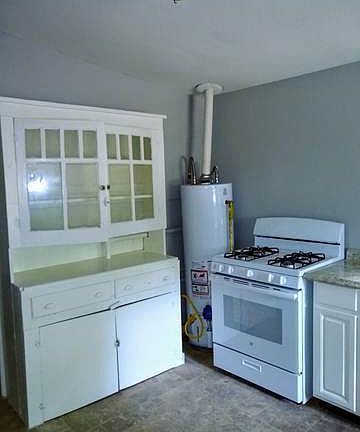 4th image of 215 Wilkens Ave APT 2
