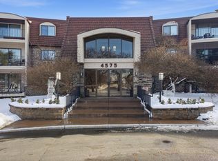 4575 W 80th Street Cir APT 123, Minneapolis, MN 55437