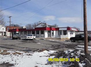 78 Canal St, Lyons, NY 14489