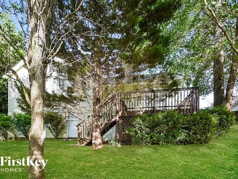 189 Bay Court Dr — Photo 14