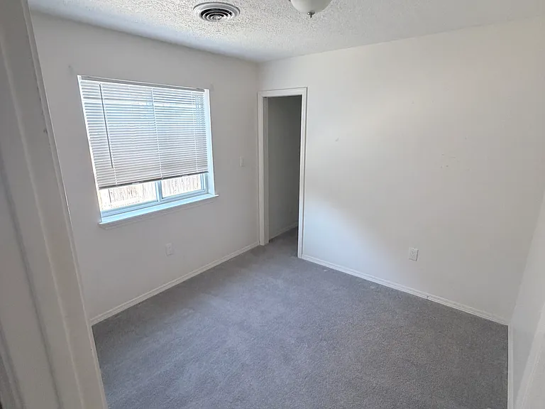 521 Ginger St — Photo 10
