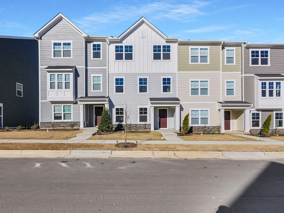 104 Calvander Ln
